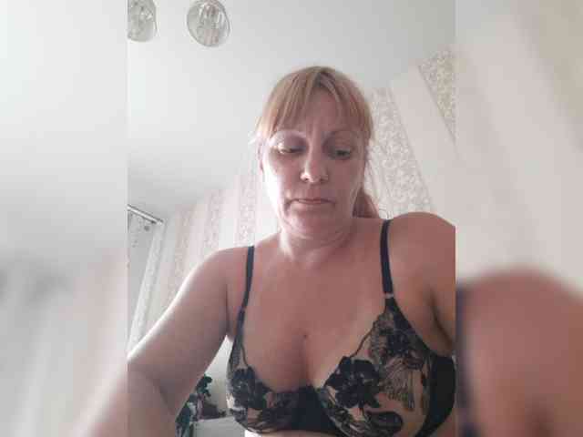 Zlykaa bongacams live cam model