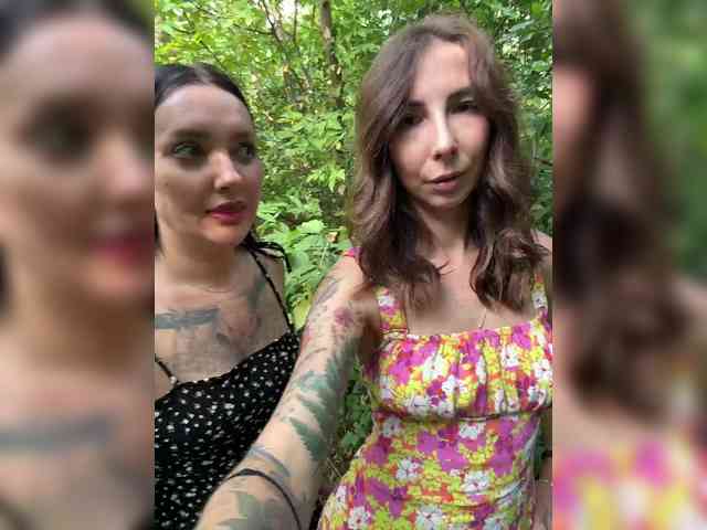 Fina771 bongacams live cam model