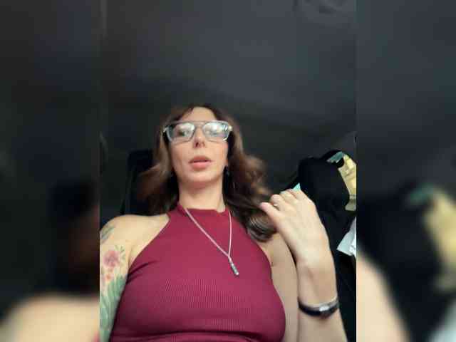 Fina771 bongacams live cam model