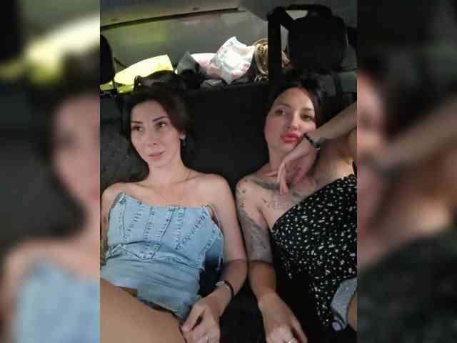 Fina771 bongacams live cam model