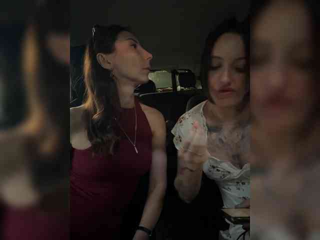 Fina771 bongacams live cam model