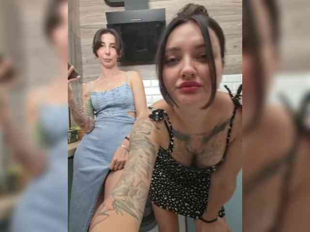 Fina771 bongacams live cam model