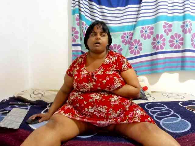 SusanaEshwar bongacams live cam model