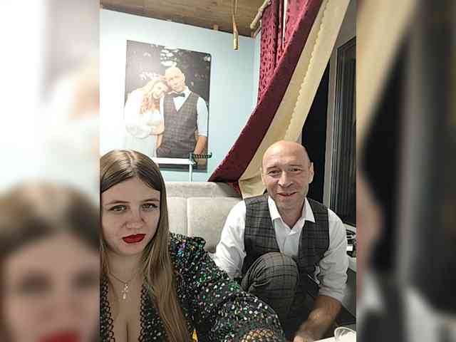 Innokentiy449 bongacams live cam model