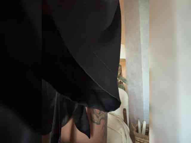 linahelen bongacams live cam model
