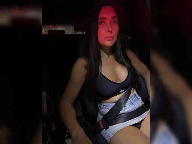 linahelen bongacams live cam model
