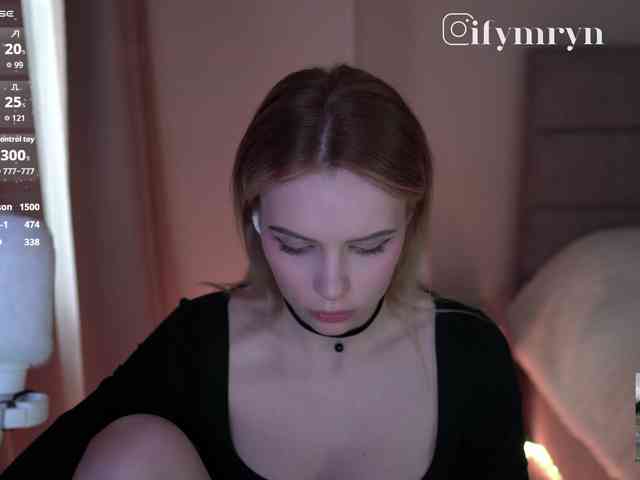fymryn bongacams live cam model