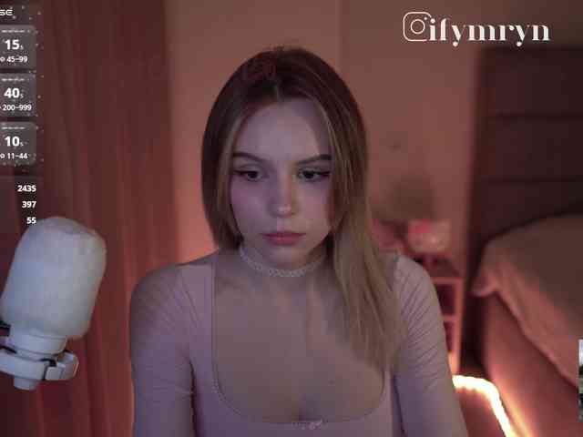 fymryn bongacams live cam model