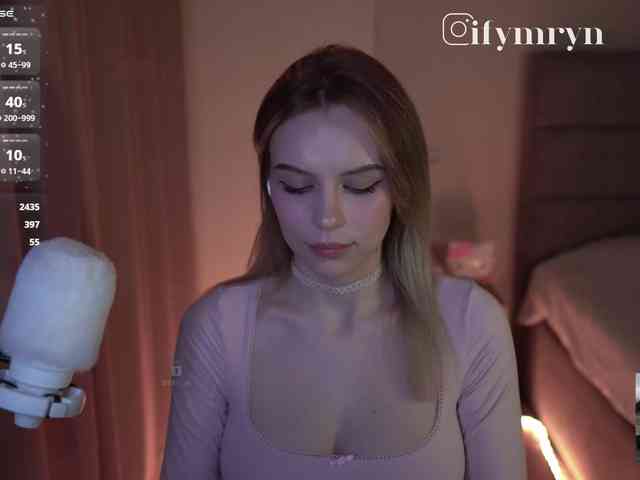 fymryn bongacams live cam model