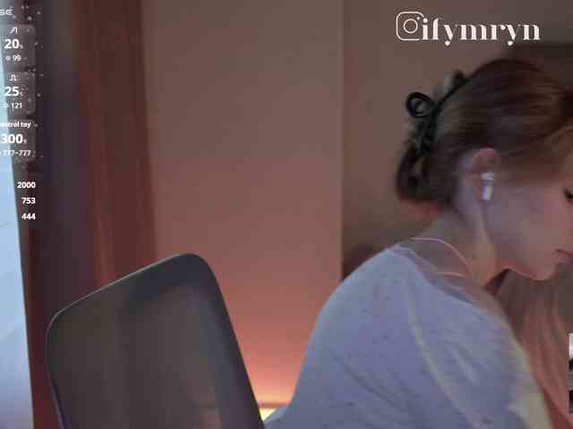 fymryn bongacams live cam model