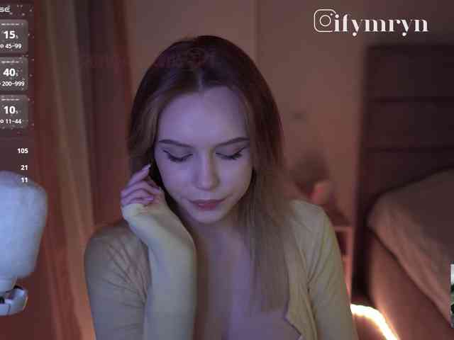 fymryn bongacams live cam model