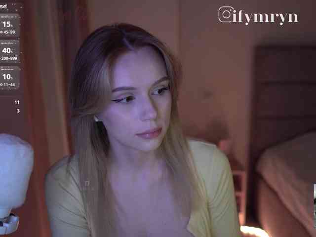 fymryn bongacams live cam model