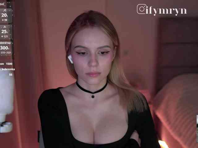 fymryn bongacams live cam model