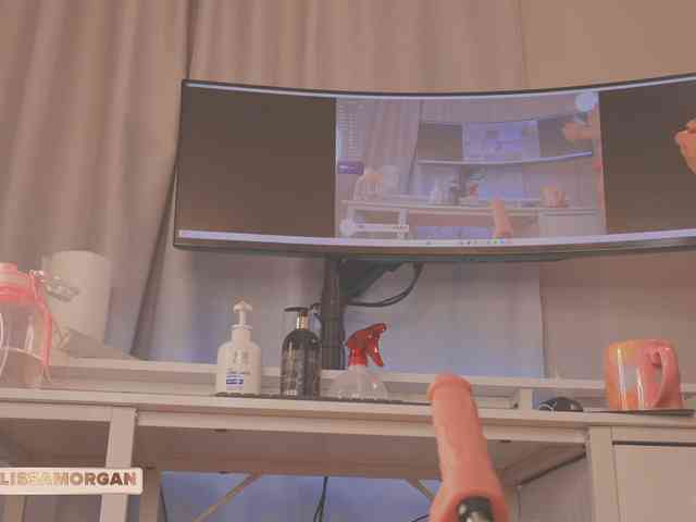 LissaMorgann bongacams live cam model