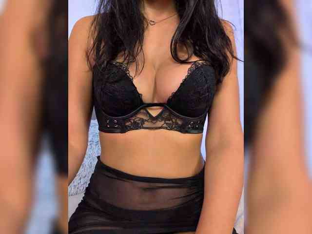 -LanaRay- bongacams live cam model