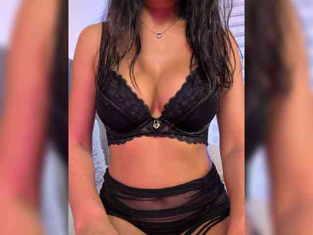 -LanaRay- bongacams live cam model