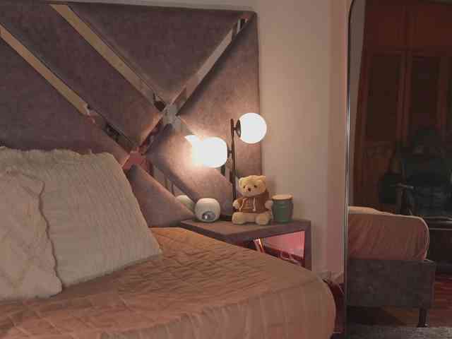 KateOwens bongacams live cam model