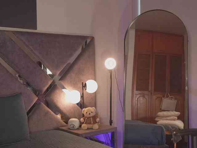 KateOwens bongacams live cam model