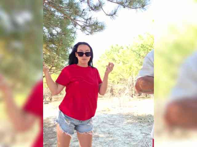 -Pypsiki- bongacams live cam model