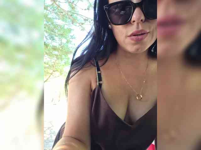 -Pypsiki- bongacams live cam model