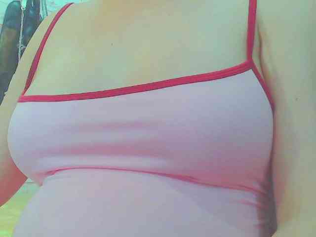 KeepmepregO bongacams live cam model