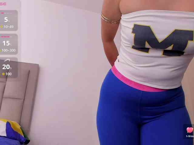 lakshmi-rai bongacams live cam model