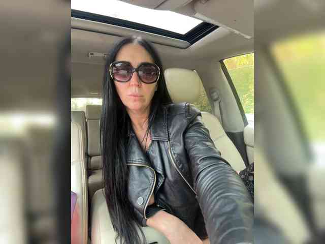 Janochka666 bongacams live cam model