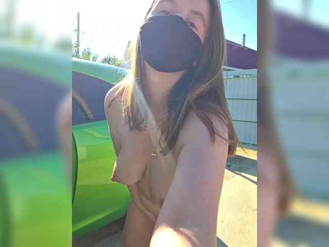 Angelia22 bongacams live cam model