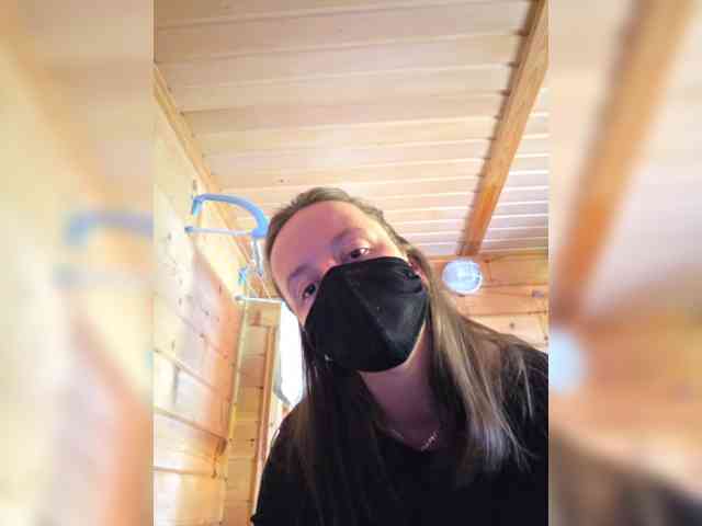 Angelia22 bongacams live cam model