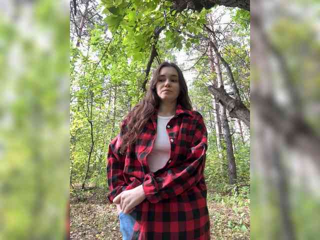 sofi-edvige bongacams live cam model