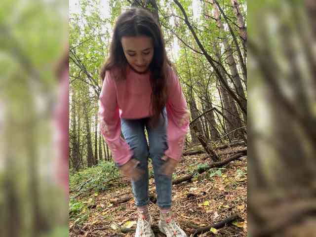 sofi-edvige bongacams live cam model