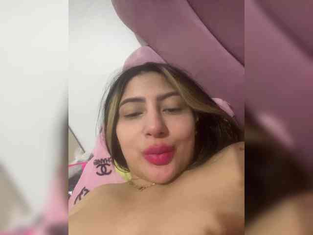sidgy592 bongacams live cam model