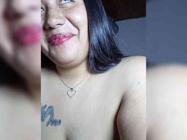 pocahontassex bongacams live cam model