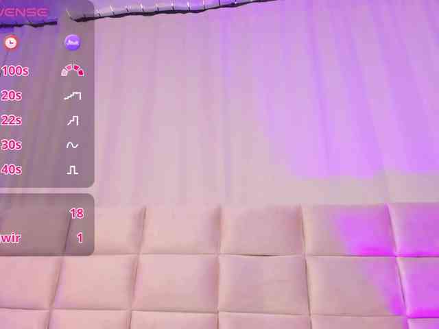Shanna03 bongacams live cam model