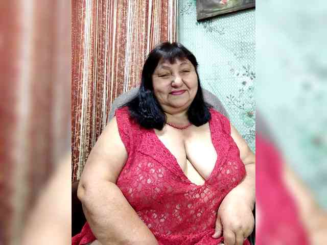 Nezsbudka bongacams live cam model