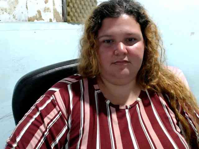 squirtbbw bongacams live cam model