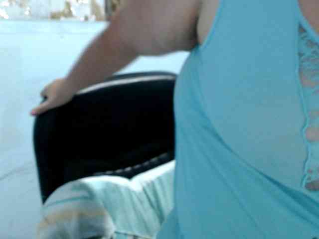 squirtbbw bongacams live cam model