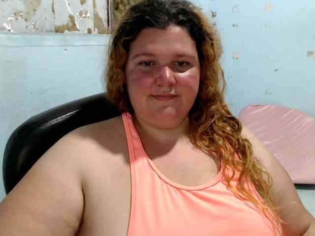 squirtbbw bongacams live cam model