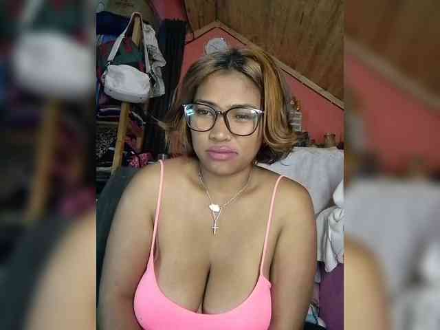 butterfly007 bongacams live cam model