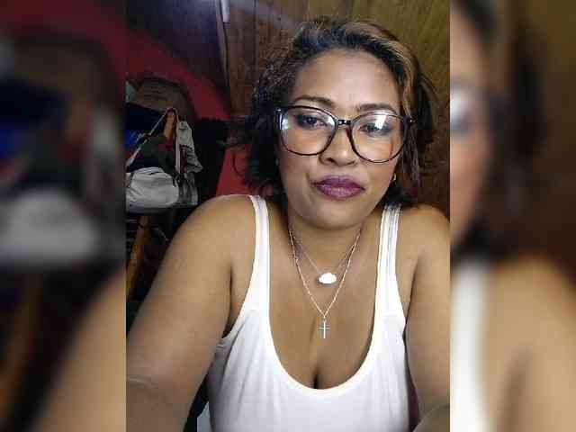 butterfly007 bongacams live cam model