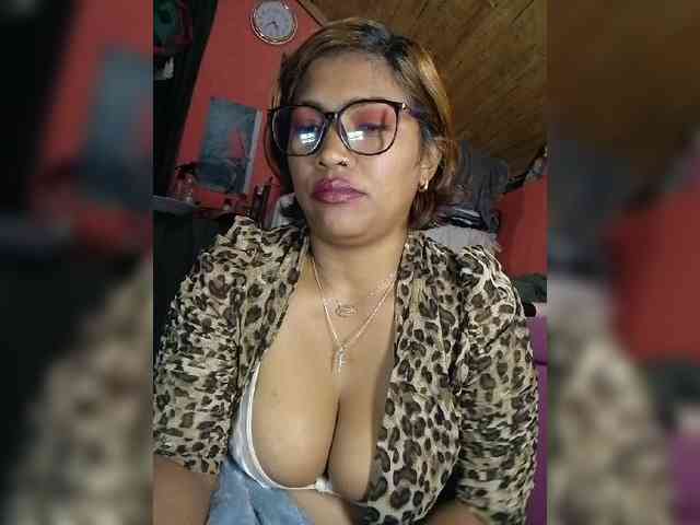 butterfly007 bongacams live cam model