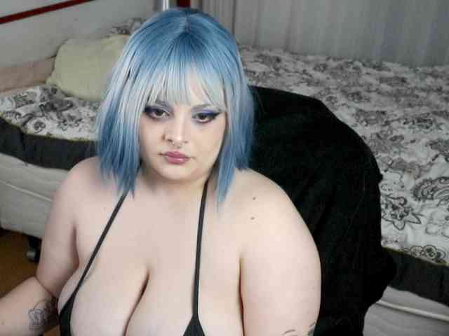 SweetSuika bongacams live cam model