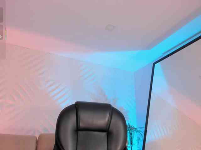 SofiaReyes1 bongacams live cam model