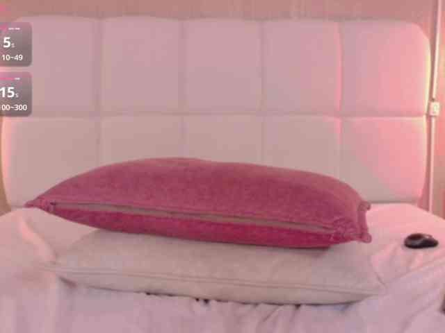 Mia-Starr bongacams live cam model