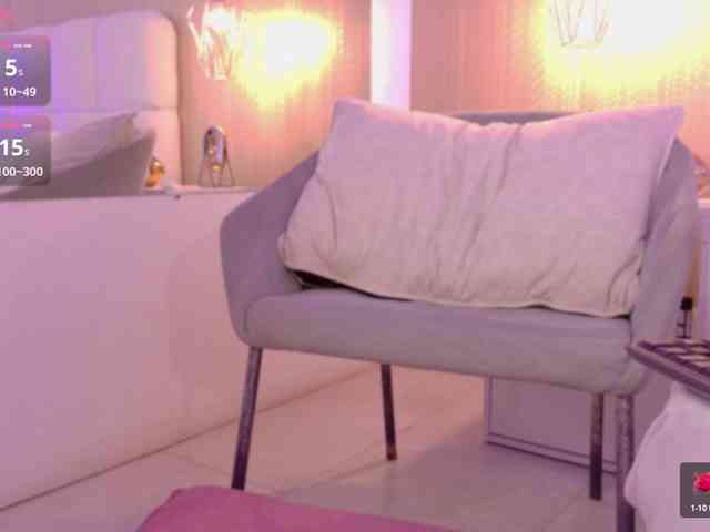Mia-Starr bongacams live cam model