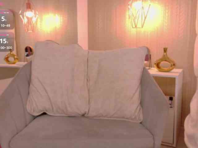 Mia-Starr bongacams live cam model