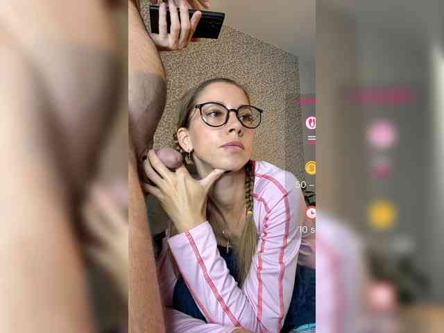 Lisi4ka-Basik bongacams live cam model