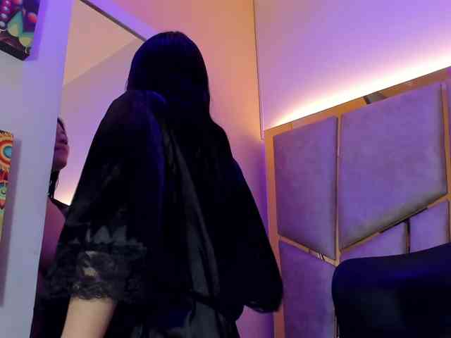 Cloe-candy bongacams live cam model
