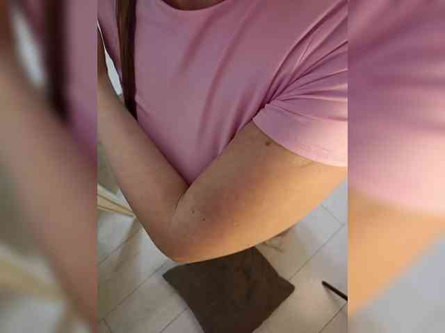 Gerda-and-Kai bongacams live cam model