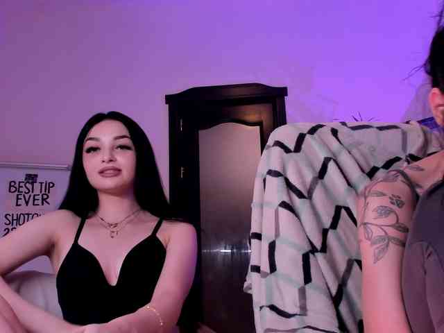 ingridblondy94 bongacams live cam model